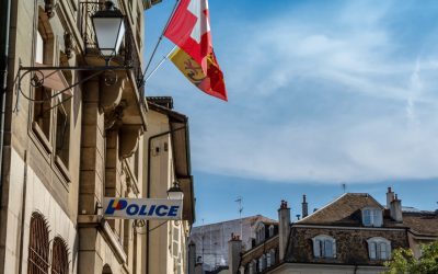 La police suisse donne un "oui" retentissant aux caméras corporelles après un projet pilote réussi